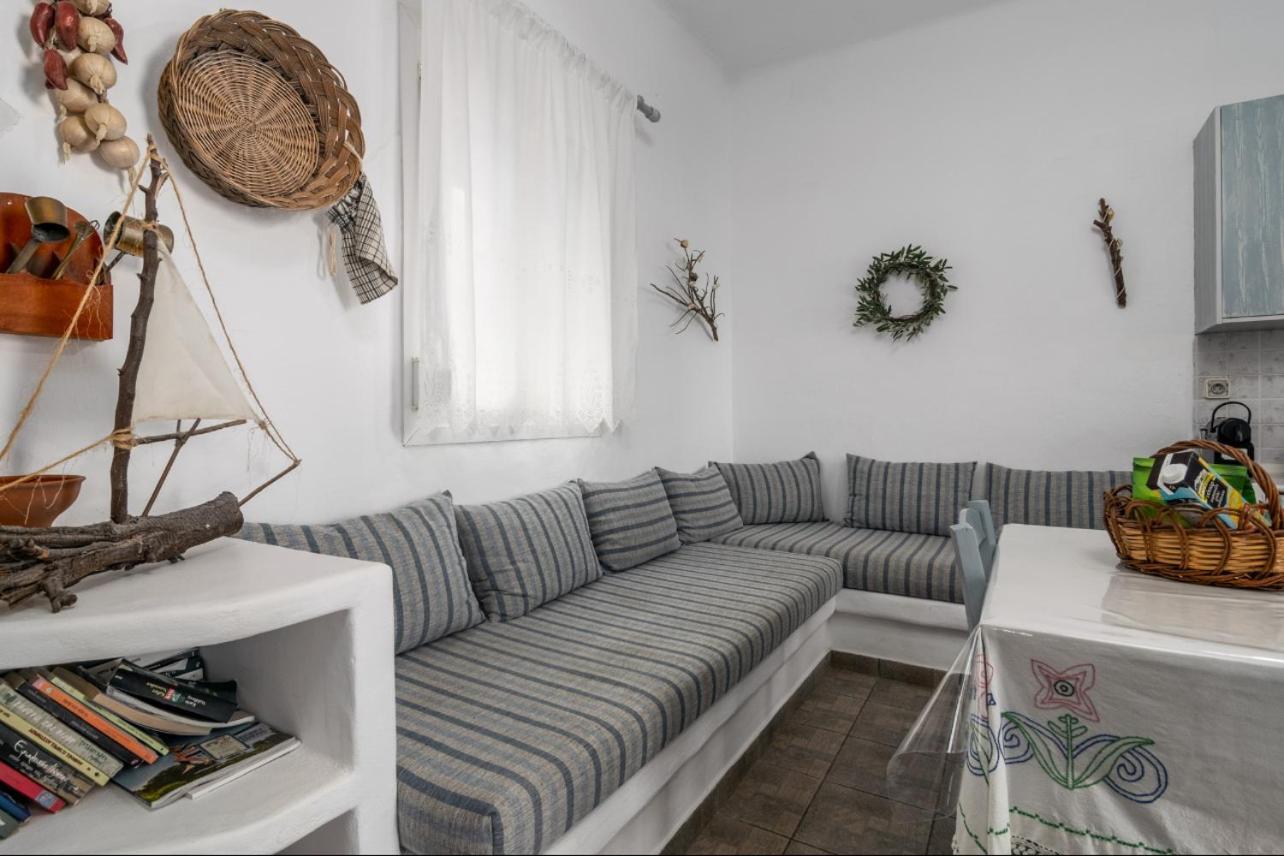 Mandrakia House Apartment ภายนอก รูปภาพ